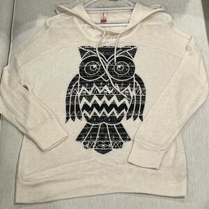 Women’s Cream Owl Print light weight hoodie